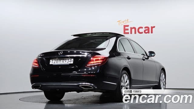 Mercedes-Benz E-класс W213 Exclusive, 2020 2