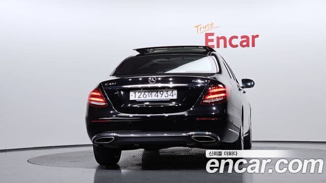Mercedes-Benz E-класс W213 Exclusive, 2020 4