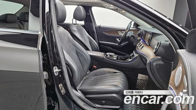 Mercedes-Benz E-класс W213 Exclusive, 2020 10