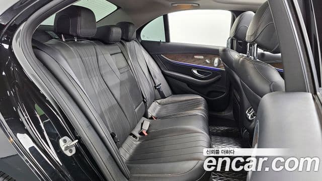 Mercedes-Benz E-класс W213 Exclusive, 2020 12