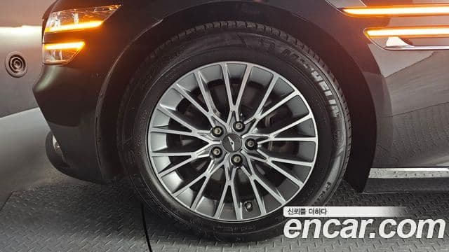 Genesis G80 (RG3) бензин 2.5 турбо AWD, 2022 все фото