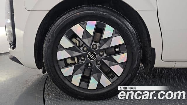 Hyundai Staria Mobility, 2022 все фото