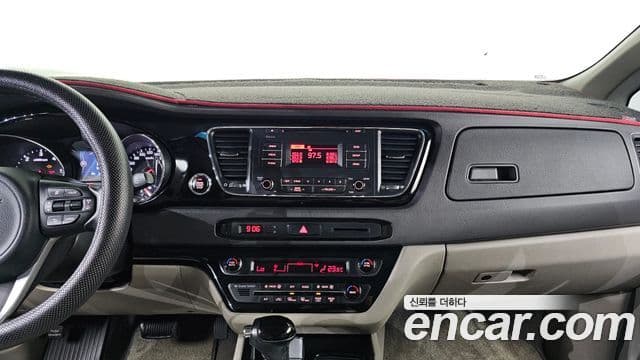 Kia All New Carnival Prestige, 2016 17