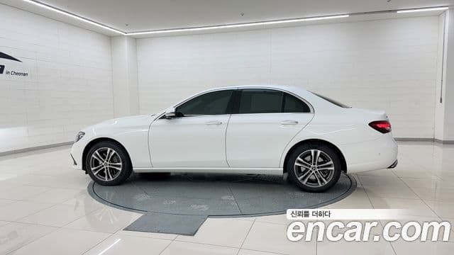 Mercedes-Benz E-класс W213 Avantgarde, 2022 2