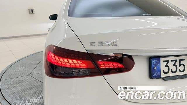 Mercedes-Benz E-класс W213 Avantgarde, 2022 11