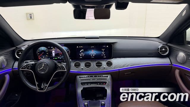 Mercedes-Benz E-класс W213 Avantgarde, 2022 16