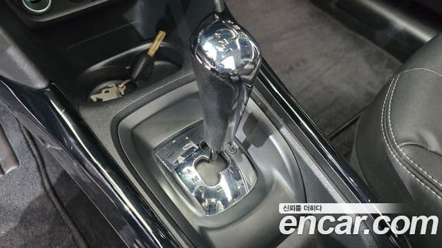 Peugeot 2008 1.6 e-HDi Felline L, 2015 9