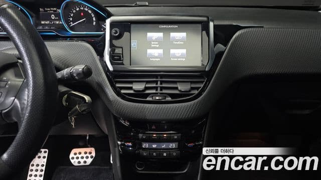 Peugeot 2008 1.6 e-HDi Felline L, 2015 14