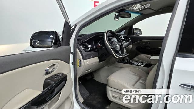 Kia All New Carnival Prestige, 2017 11