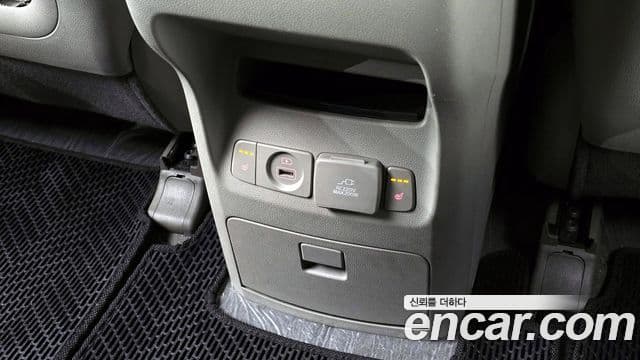 Kia All New Carnival Prestige, 2017 19