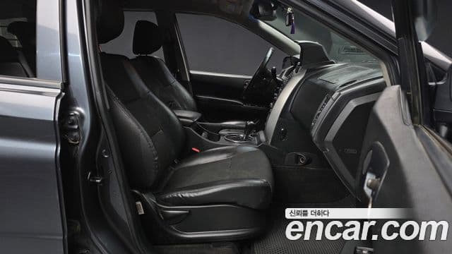 KG모빌리티(SsangYong) Korando Sport Fashion, 2014 11