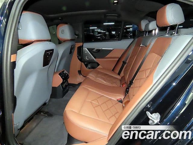 BMW 5시리즈 (G60) 530i xDrive M Sport, 2024 9