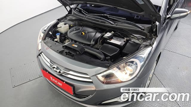 Hyundai i40 살룬 PYL, 2014 6
