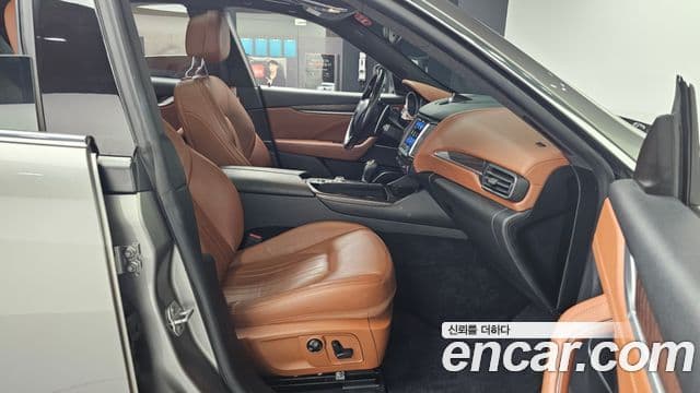 Maserati Levante Premium, 2018 11