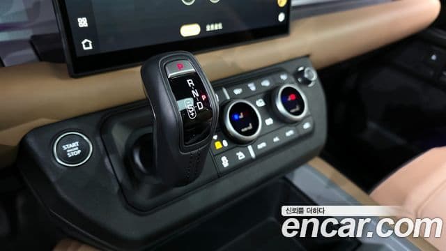 Land Rover Defender (L663) 110 P400 X, 2025 9