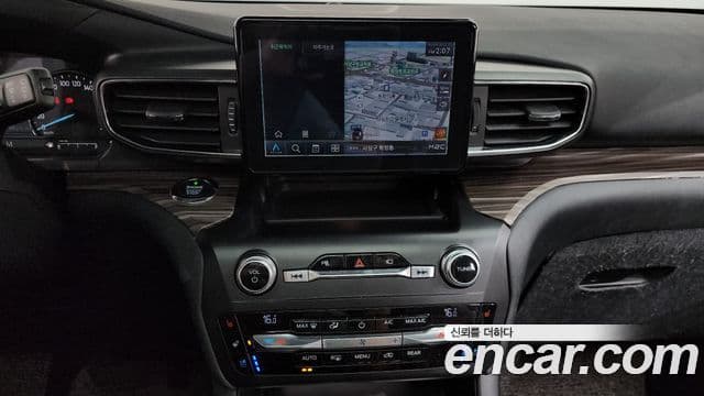 Ford Explorer 6세대 2.3 Limited 4WD, 2020 14