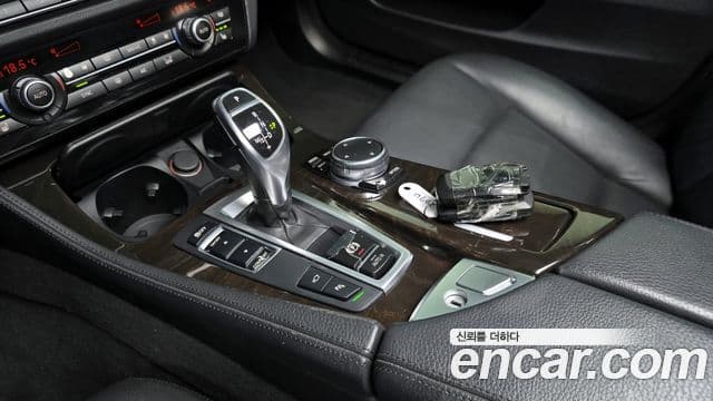 BMW 5시리즈 (F10), 2015 9