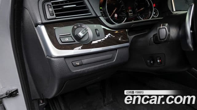 BMW 5시리즈 (F10), 2015 13