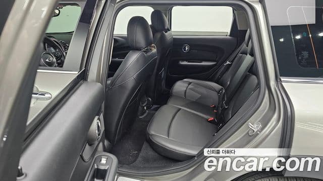 Mini Cooper 클럽맨 2세대, 2018 12