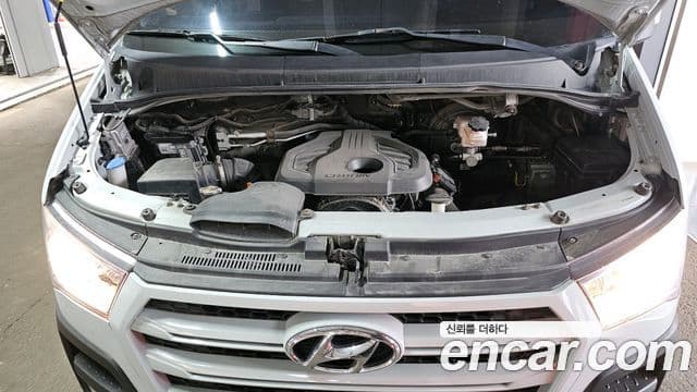 Hyundai 쏠라티 Deluxe, 2018 6