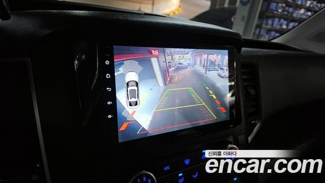 Hyundai 쏠라티 Deluxe, 2018 17