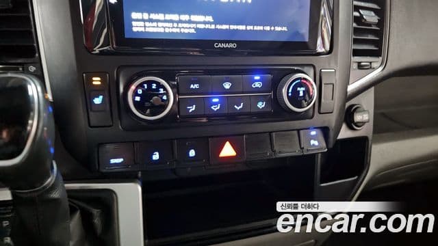 Hyundai 쏠라티 Deluxe, 2018 18