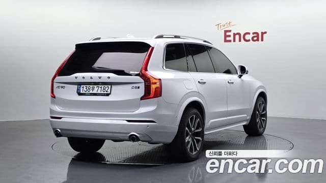 Volvo XC90 2세대 D5 Momentum, 2019 2