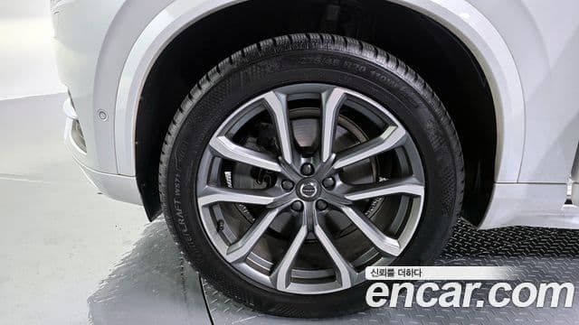 Volvo XC90 2세대 D5 Momentum, 2019 все фото