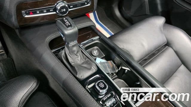 Volvo XC90 2세대 D5 Momentum, 2019 9