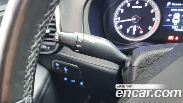 Hyundai Grandeur IG 3.0 LPi Modern (арендный автомобиль), 2019 18