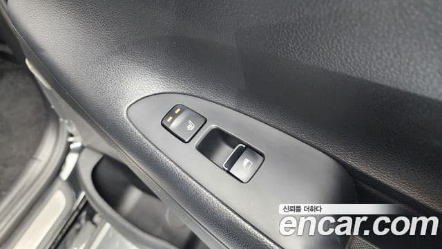 Hyundai Grandeur IG 3.0 LPi Modern (арендный автомобиль), 2019 19