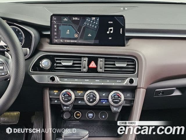 Genesis The / новый New G70, 2023 12