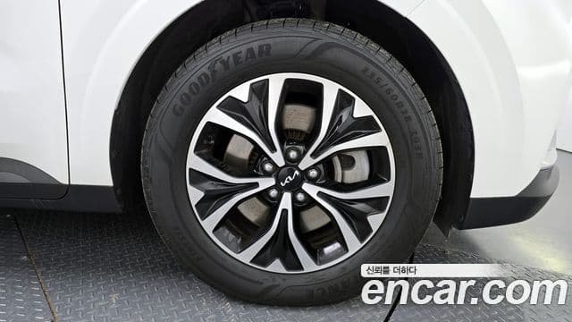 Kia Carnival 4세대 Prestige, 2023 все фото