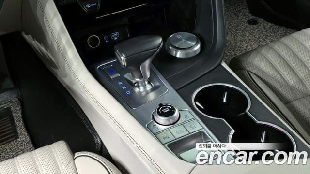 Genesis G70 Elite, 2019 9