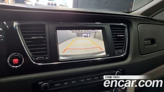 Kia All New Carnival VIP, 2017 14
