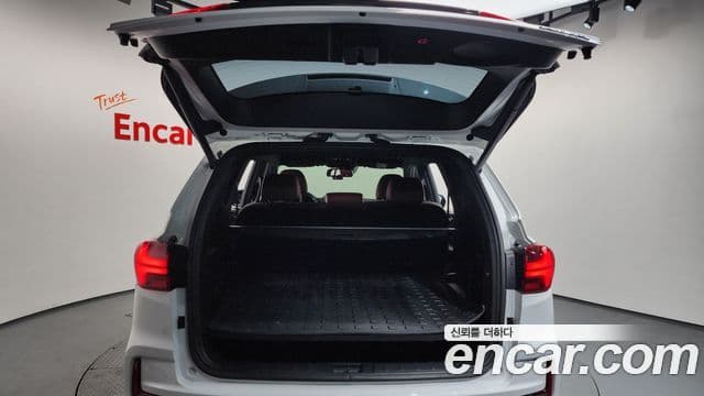 KG모빌리티(SsangYong) Rexton New Arena The / новый чёрный, 2024 20