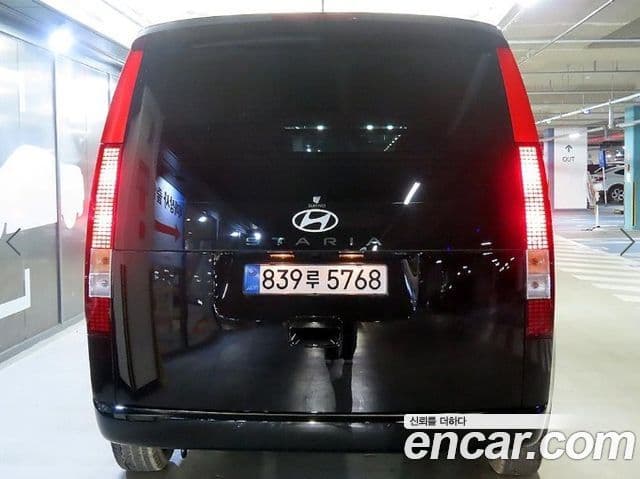 Hyundai Staria Modern, 2025 все фото