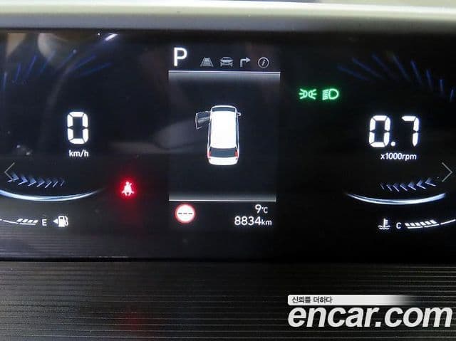 Hyundai Staria Modern, 2025 9