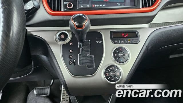 Kia The / новый New Ray Signature, 2021 9