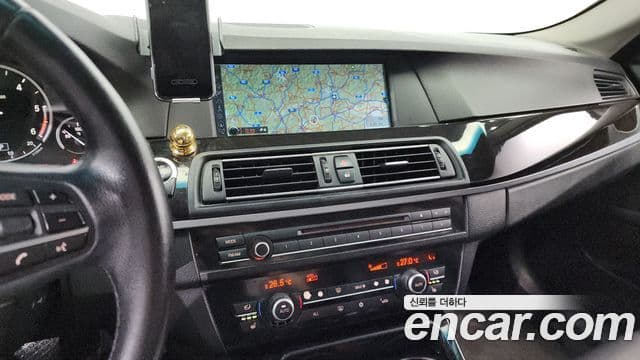 BMW 5시리즈 (F10), 2012 16