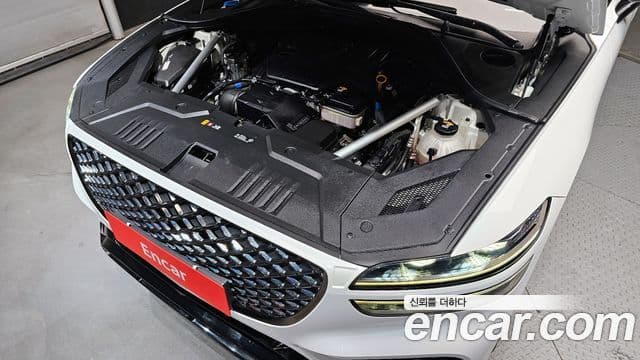 Genesis GV70, 2022 6