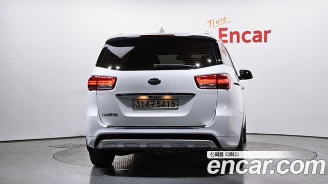 Kia All New Carnival Prestige, 2016 4
