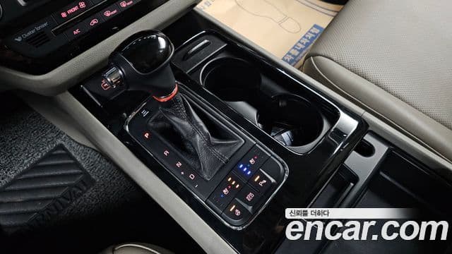 Kia All New Carnival Prestige, 2016 9
