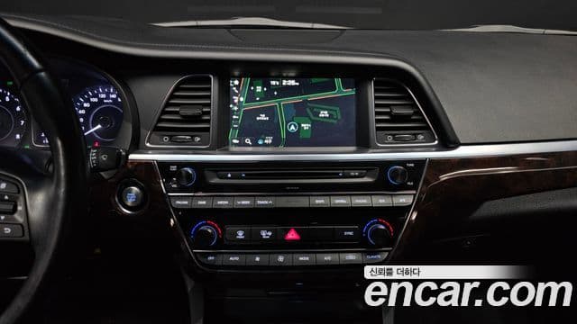 Hyundai Aslan Special, 2016 15