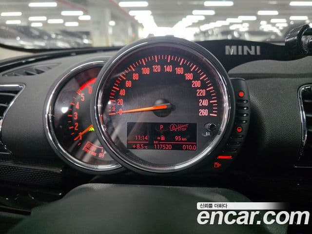 Mini Cooper D 클럽맨 2세대, 2016 6