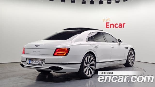 Bentley Flying Spur 3세대, 2022 2