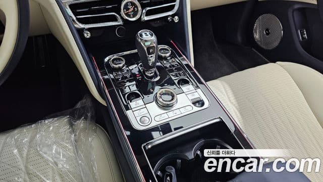 Bentley Flying Spur 3세대, 2022 9