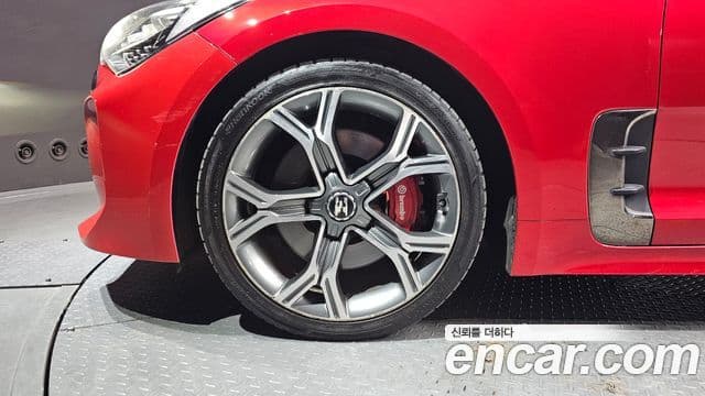 Kia 스팅어 Platinum, 2018 все фото