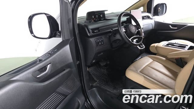 Hyundai Staria Modern, 2022 10