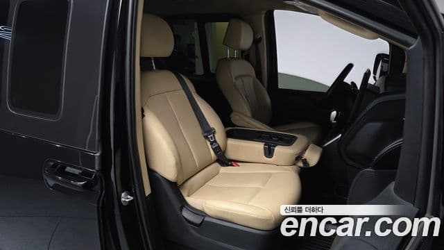 Hyundai Staria Modern, 2022 12